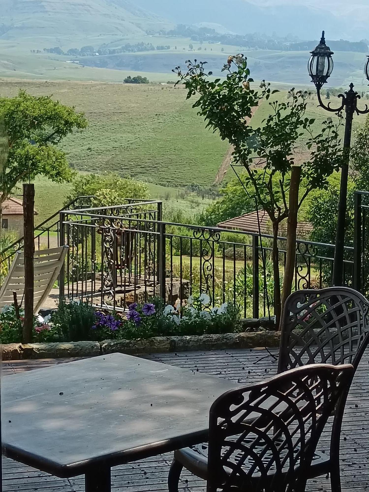 Inkungu Lodge Champagne Valley Exterior photo