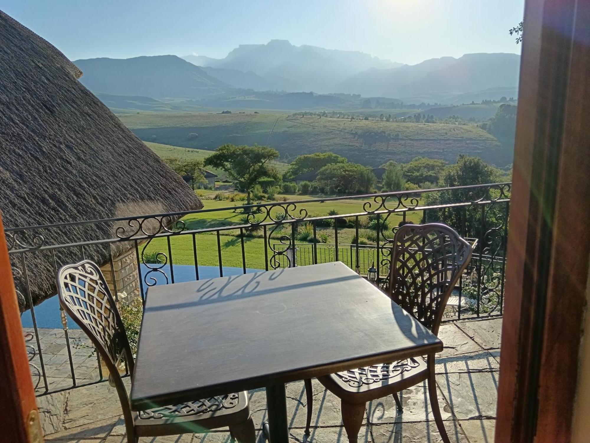 Inkungu Lodge Champagne Valley Exterior photo